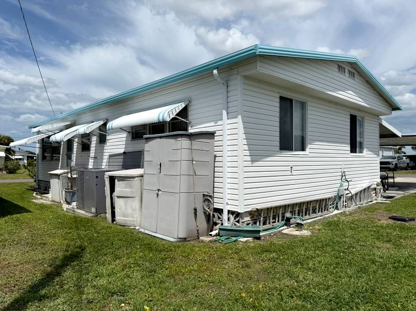 31 Center Rd a Palmetto, FL Mobile or Manufactured Home for Sale